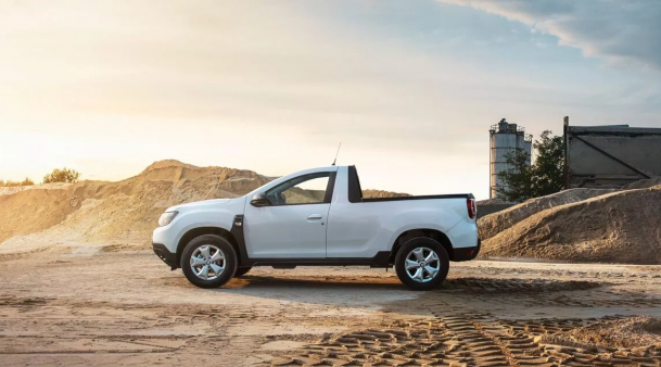 Versiunea Duster Pick-Up este disponibilă în culoarea Blanc Glacier 