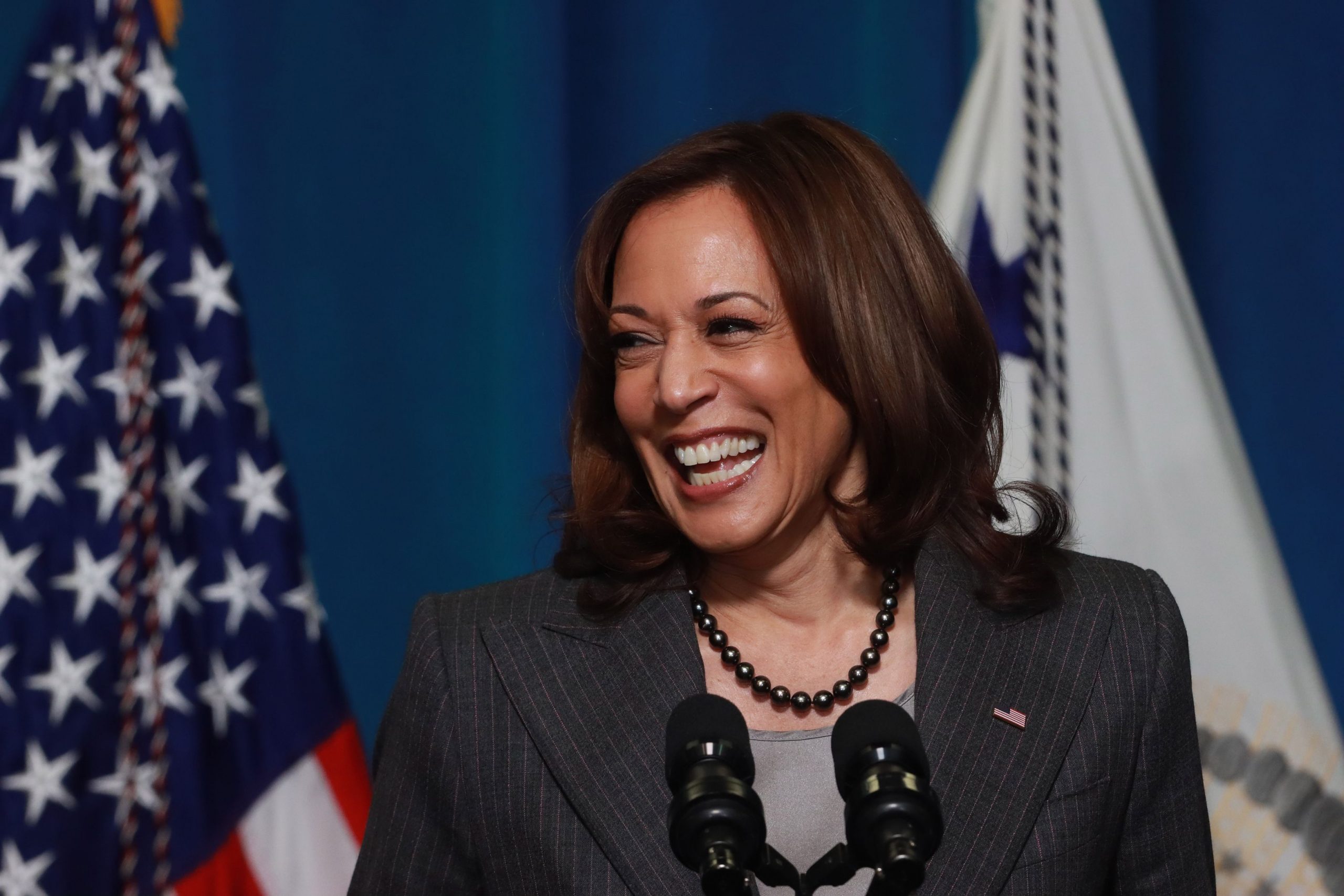 Kamala Harris și-a mărit avansul în sondaje față de Donald Trump