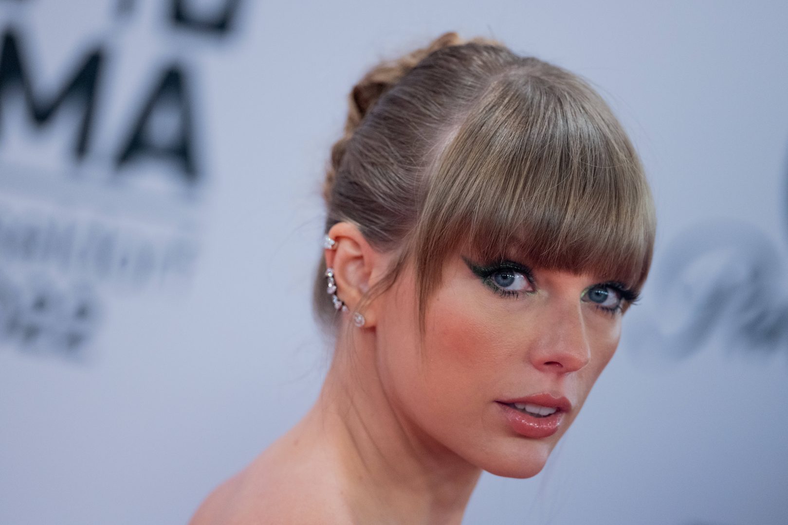 Pop-politica SUA: Toți ochii sunt pe Taylor Swift, cântăreața n-a anunțat încă pe cine susține pentru președinția țării