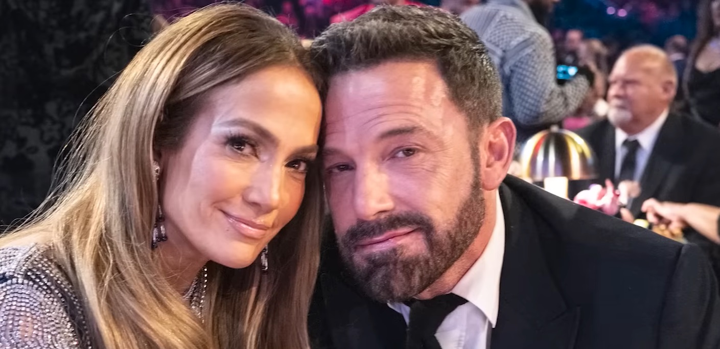 Jennifer Lopez divorțează de Ben Affleck după doi ani de căsnicie: „Dragostea este frumoasă, dragostea este răbdătoare”