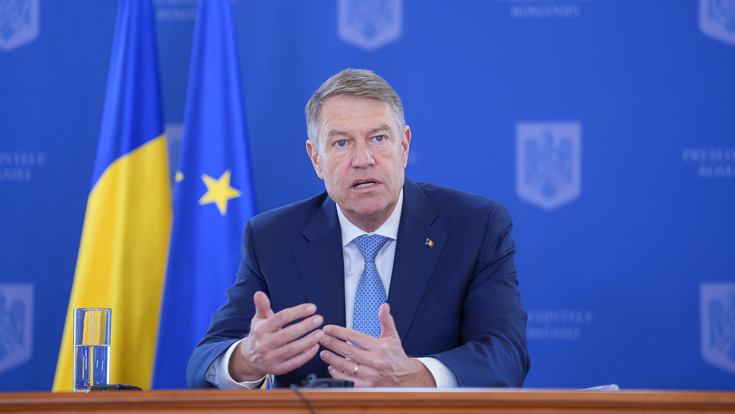 Klaus Iohannis, după articolul FT despre o eventuală excludere a Ungariei din B9: Nu s-a discutat despre nicio excludere și nici nu se va discuta. Este o informație de tip fake news (VIDEO)