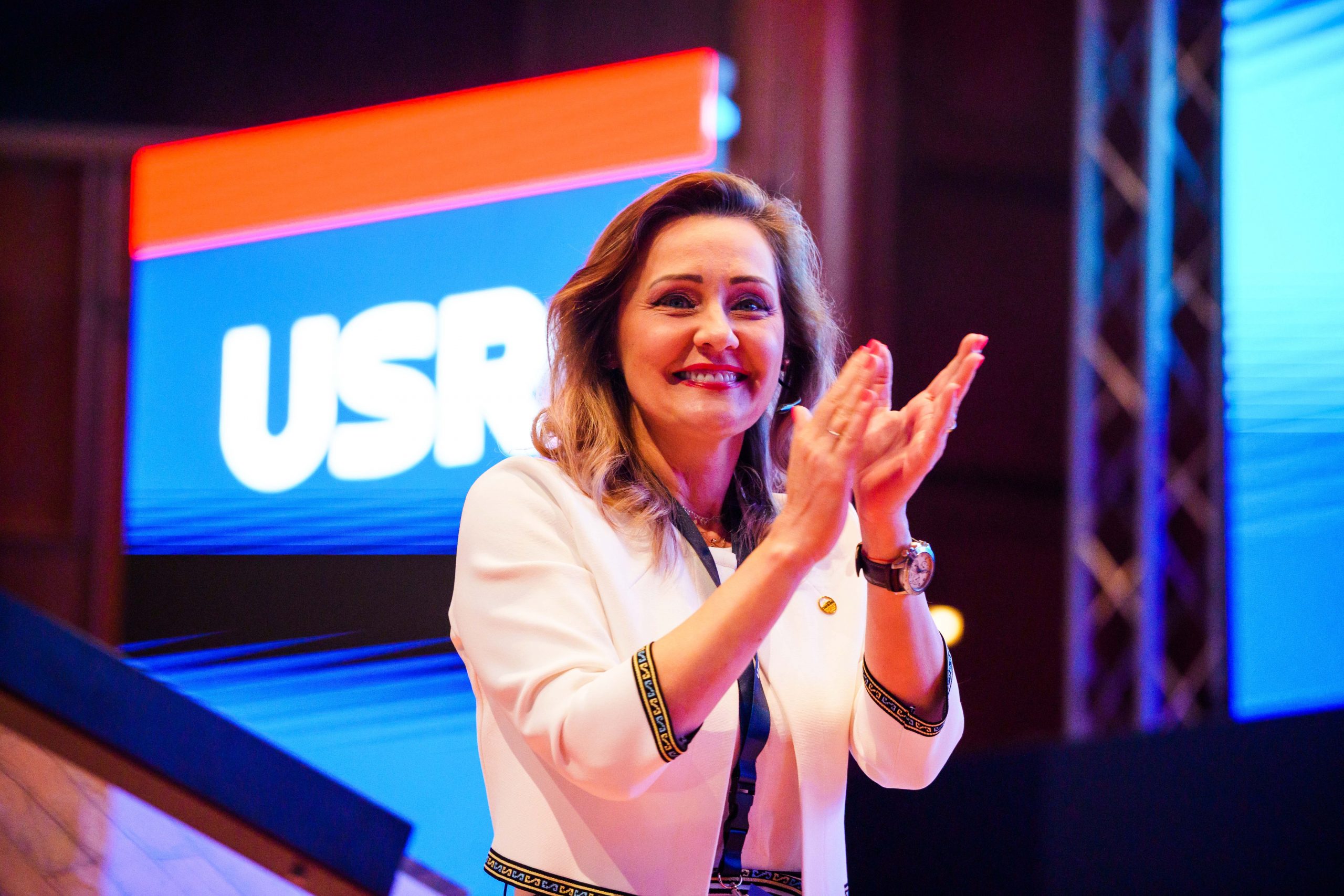 Elena Lasconi A Demisionat Din Funcţia De Vicepreşedinte Al Usr Argeş