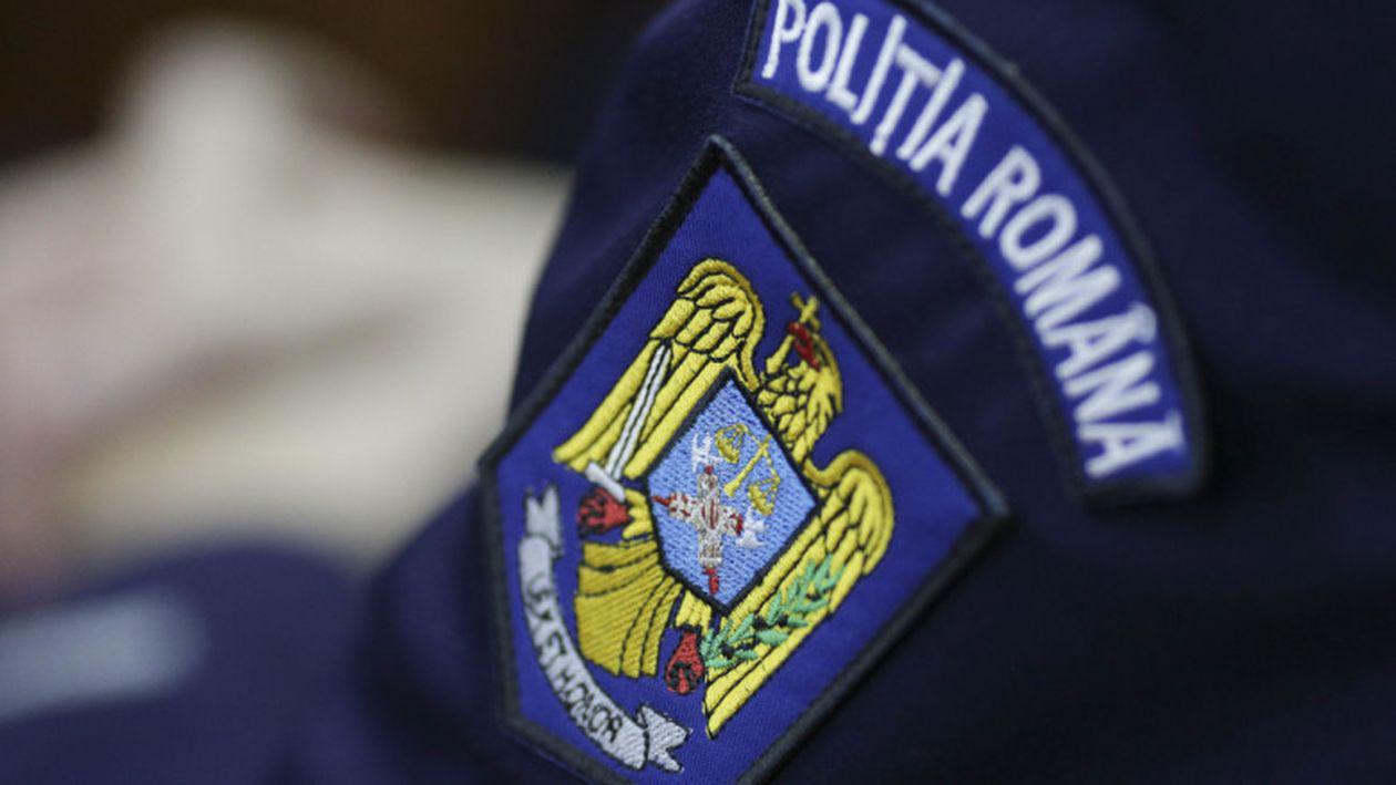 Un bărbat din Hunedoara, dat în urmărire internaţională, prins de poliţişti după ce a plecat dintr-o benzinărie fără să plătească