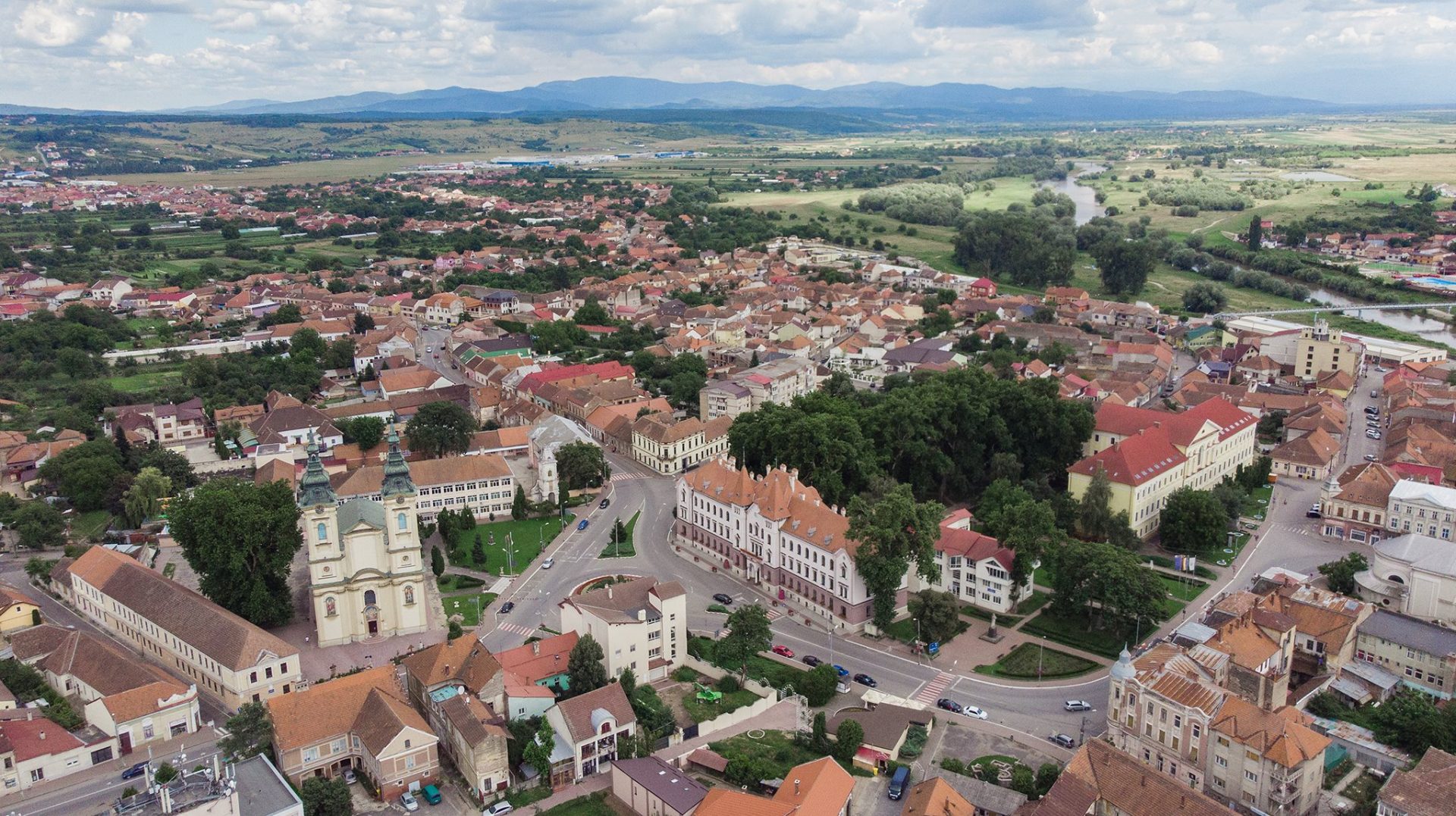 Orașul fără primar din România. Cine se ocupă de cetățeni