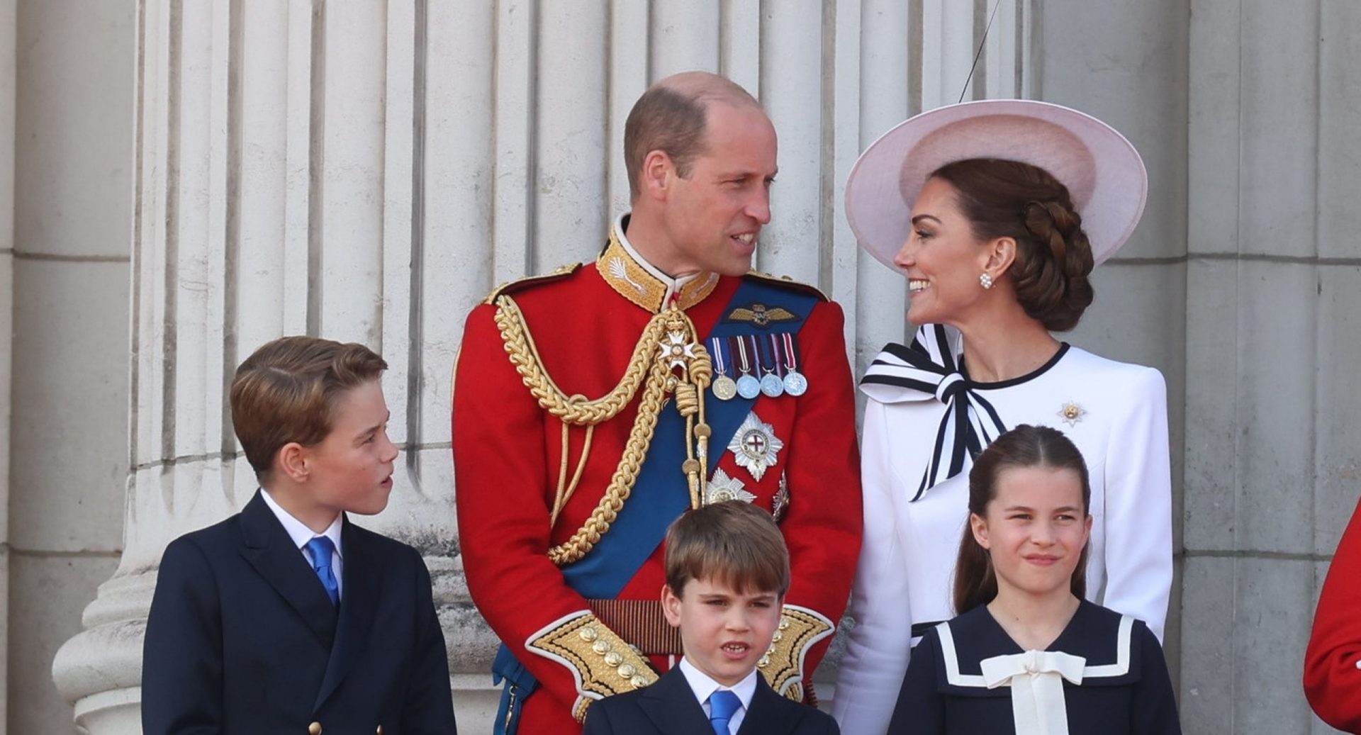 Copiii lui Kate Middleton și ai Prințului William nu au voie să facă asta în public! Regulile pe care aceștia trebuie să le respecte cu sfințenie