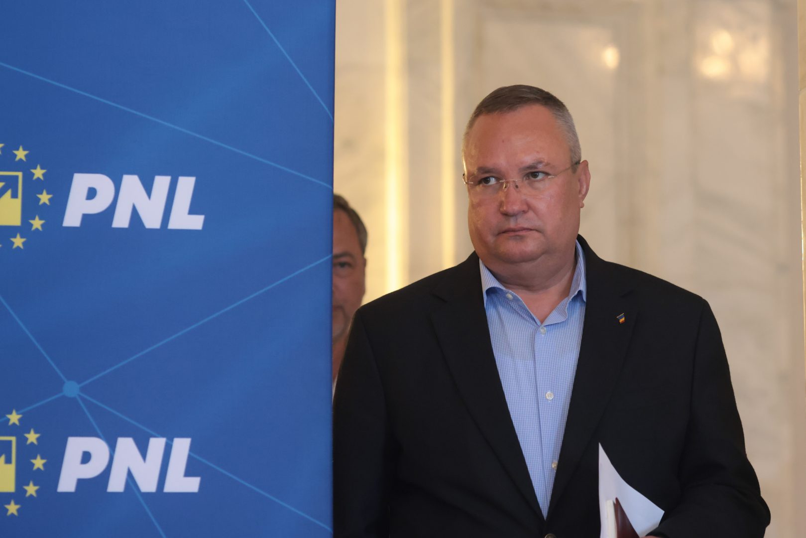 Stroe (PNL), reacție la ironiile PSD-iștilor: Sunt invidioși că Ciucă are o carieră militară despre care se poate vorbi nu într-o carte, ci în 10 cărți (VIDEO)