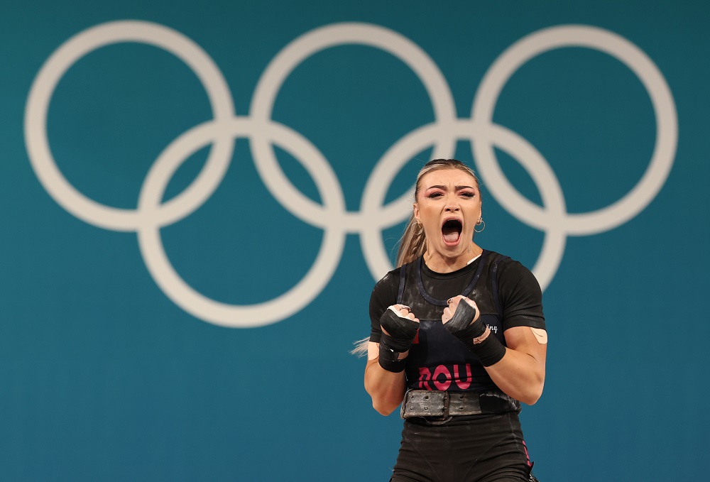 Explicația palmelor primite de Mihaela Cambei de la antrenor în finala la haltere, în care a câștigat argintul olimpic