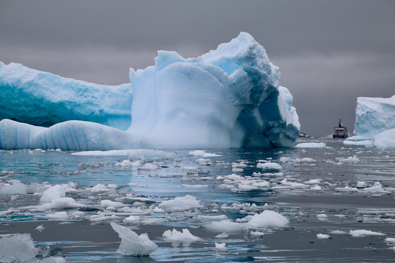 Oamenii de știință sunt îngroziți după ce s-au uitat sub un ghețar din Antarctica: “Va însemna o catastrofă”